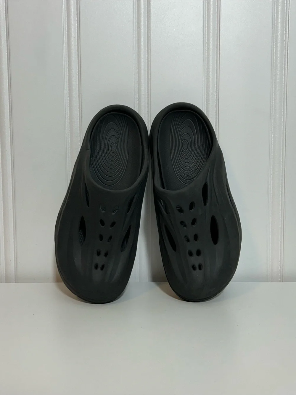 Hoka ora recovery black slide sandals